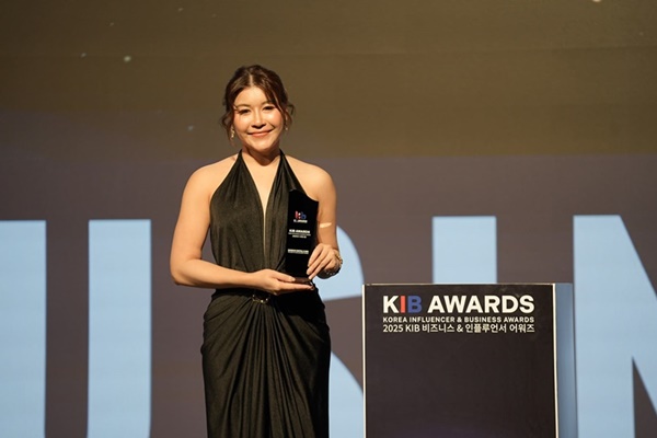 ผงาดเวทีโลก! Bangkok Central Clinic IVF & Wellness ศูนย์รักษาผู้มีบุตรยากครบวงจร รับรางวัลอันทรงเกียรติ Bangkok Central Clinic The Global IVF & Wellness Impact Awards