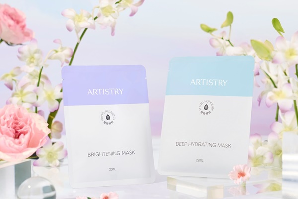 ตัวช่วยฟื้นบำรุงผิวแบบเร่งด่วน "อาร์ทิสทรี ชีท มาส์ค"  2 สูตรใหม่ ไบรท์เทนนิ่ง และ ดีพ ไฮเดรทติ้ง บูสต์ผิวกระจ่างใส ล็อกผิวเด้งอิ่มน้ำ