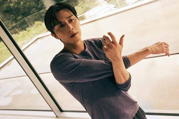 lululemon เปิดตัวแคมเปญ 'Together we grow' เพื่อส่งเสริมสุขภาพและคุณภาพชีวิตที่ดีสำหรับทุกคน ร่วมกับแอมบาสเดอร์ พัคซอจุน อโมติ และลีอาห์ ซิมมอนส์