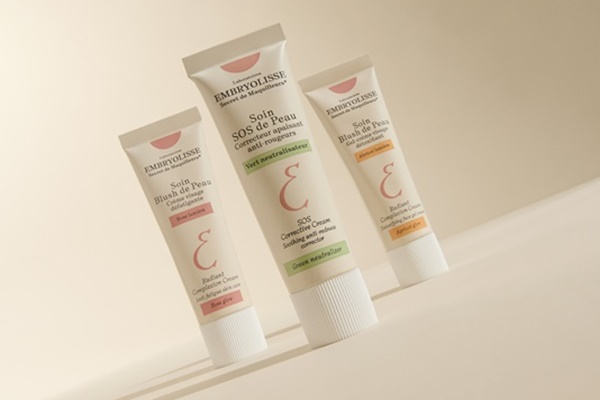 ใหม่ล่าสุด! กับผลิตภัณฑ์ในไลน์ "Makeup Artist Secret" ที่ได้รับการออกแบบร่วมกับเมกอัพอาร์ติสต์ Embryolisse Radiant Complexion Cream