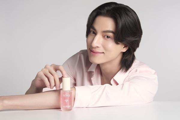 Sewa แท็กทีม ‘กลัฟ คณาวุฒิ’ พรีเซ็นเตอร์คนใหม่