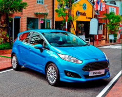 เพิ่มสีสันวันหยุดของคุณให้สนุกยิ่งขึ้นด้วยฟอร์ด เฟียสต้า ใหม่ EcoBoost เทอร์โบ