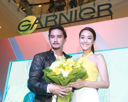 การ์นิเย่ ท้าพิสูจน์ผลลัพธ์ผิวดูขาวใสไกลจุด เปิดตัว "การ์นิเย่ ไลท์ คอมพลีท ไวท์สปีด เซรั่มครีม" 