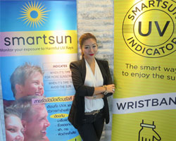  เพิ่มการปกป้องผิวจากแสงแดดด้วย สมาร์ทซัน ยูวี อินดิเคเตอร์ ริสต์แบนด์