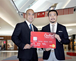 โปรโมชั่นบัตรเซ็นทรัลเครดิตคาร์ด Central Embassy 1 Year Anniversary