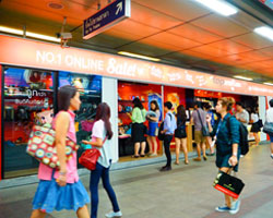 ท็อปแวลู รุกตลาดต่อเนื่อง เนรมิต ป๊อปอัพสโตร์ใจกลางกรุง 