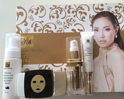 พิชชี่บิวตี้ อัพโกลด์ เซตครีมหน้าใส ลดสิว ฝ้า กระและจุดด่างดำ แลดูอ่อนเยาว์ ริ้วรอยจางลงอย่างเป็นธรรมชาติ