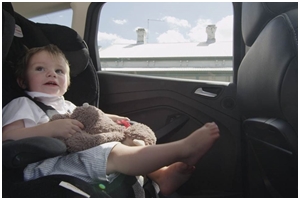 คู่มือการเดินทางบนรถร่วมกับเด็กๆ