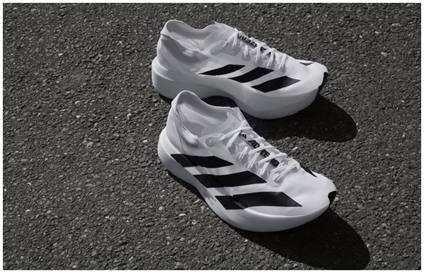 วิ่งสู่อนาคต ด้วยก้าวย่างที่เบาที่สุด กับ ADIZERO ADIOS PRO EVO 1 จากอาดิดาส