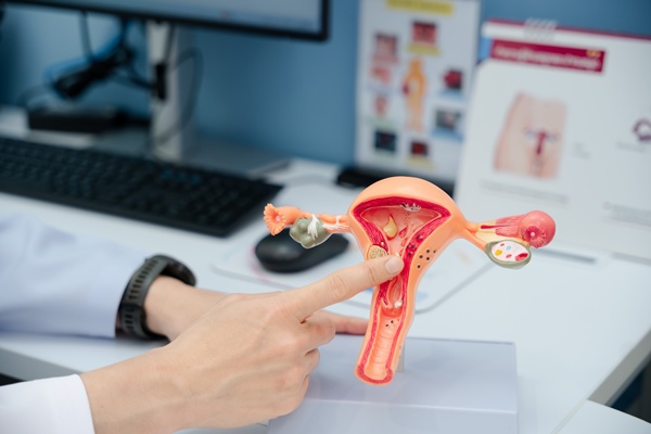 ผู้หญิงปัสสาวะเล็ด อาจไม่ใช่เรื่องเล็ก แพทย์ รพ.วิมุต เตือนเสี่ยง “มดลูกหย่อน”