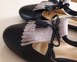 MiNi Review: รองเท้าแฮนด์เมด everywear สไตล์วินเทจ