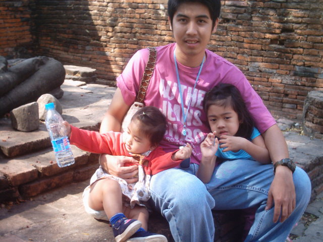 คุณคิดว่าคุณพ่ออายุ 25 ปี แต่ลูก 2 เร็วไปหรือเปล่า